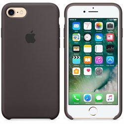 Оригинальный силиконовый чехол-накладка Apple для iPhone 7/8, цвет «тёмное какао»  (MMX22ZM/A) - фото 17329