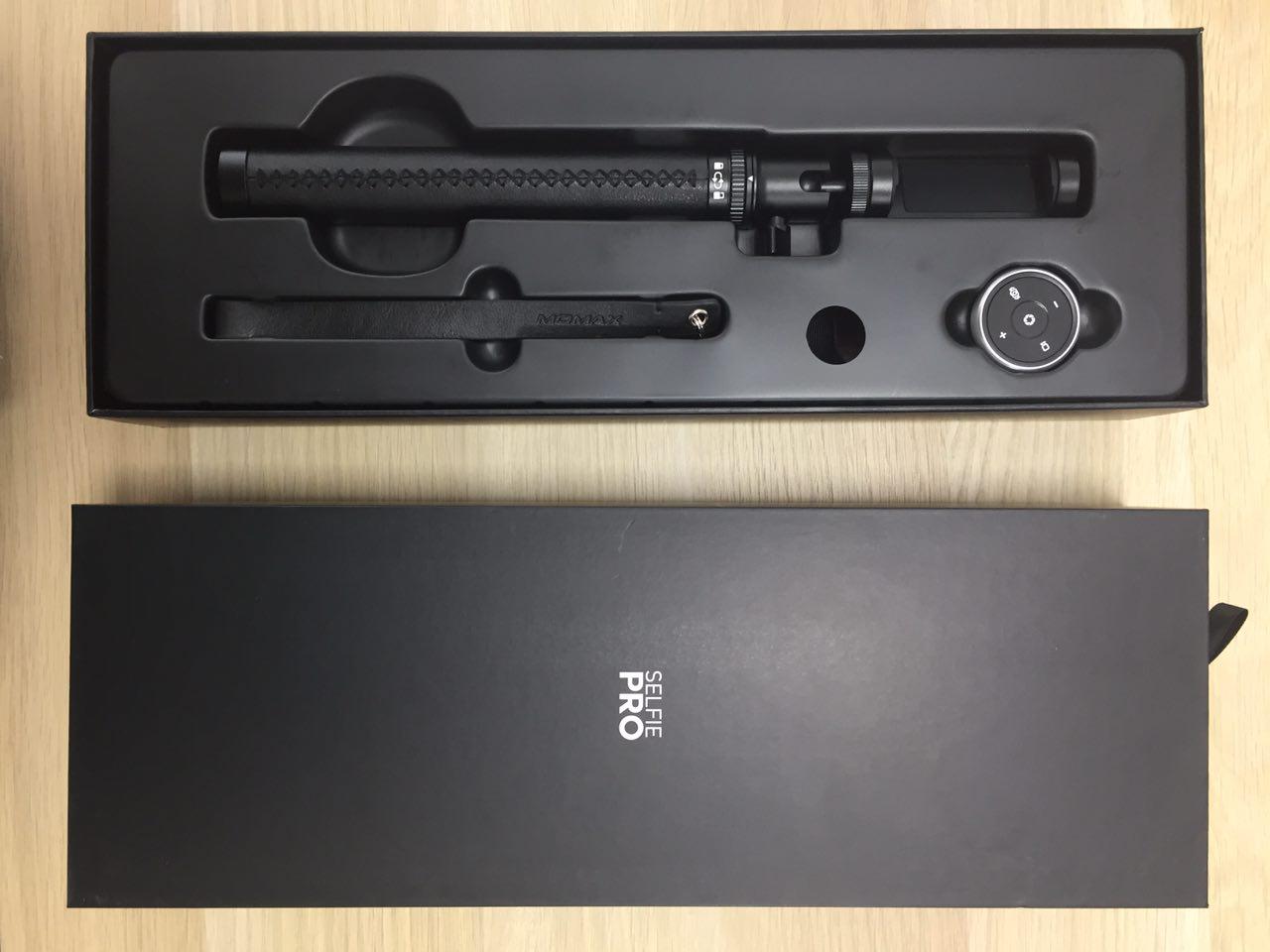 Монопод-держатель MOMAX Selfie Pro, комплект 2 в 1 (KMS4)